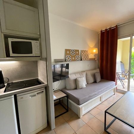 Studio 4 Personnes Golf International Pont Royal Mallemort Ngoại thất bức ảnh