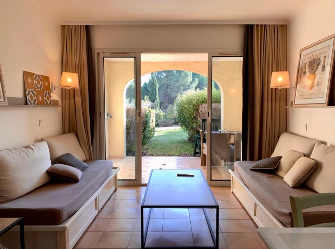 Studio 4 Personnes Golf International Pont Royal Mallemort Ngoại thất bức ảnh
